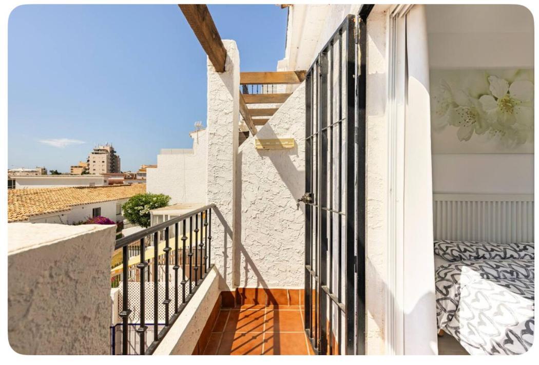 فيلا La Casa En La Carihuela Playa A 4 Minutos A Pie توريمولينوس المظهر الخارجي الصورة