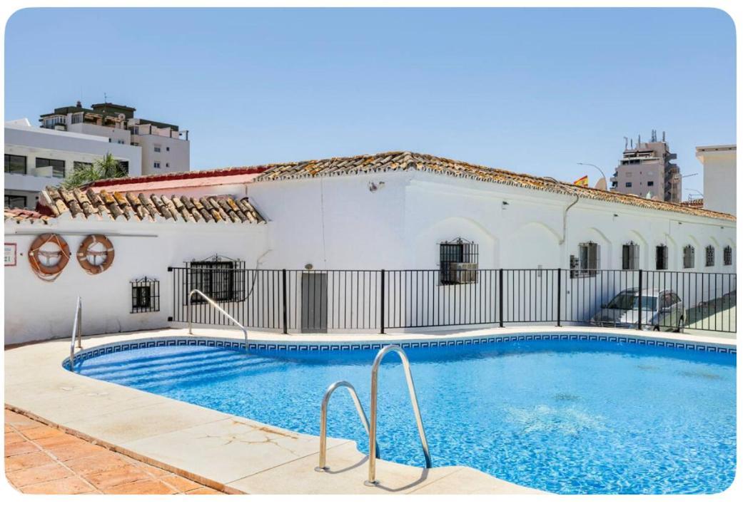 فيلا La Casa En La Carihuela Playa A 4 Minutos A Pie توريمولينوس المظهر الخارجي الصورة